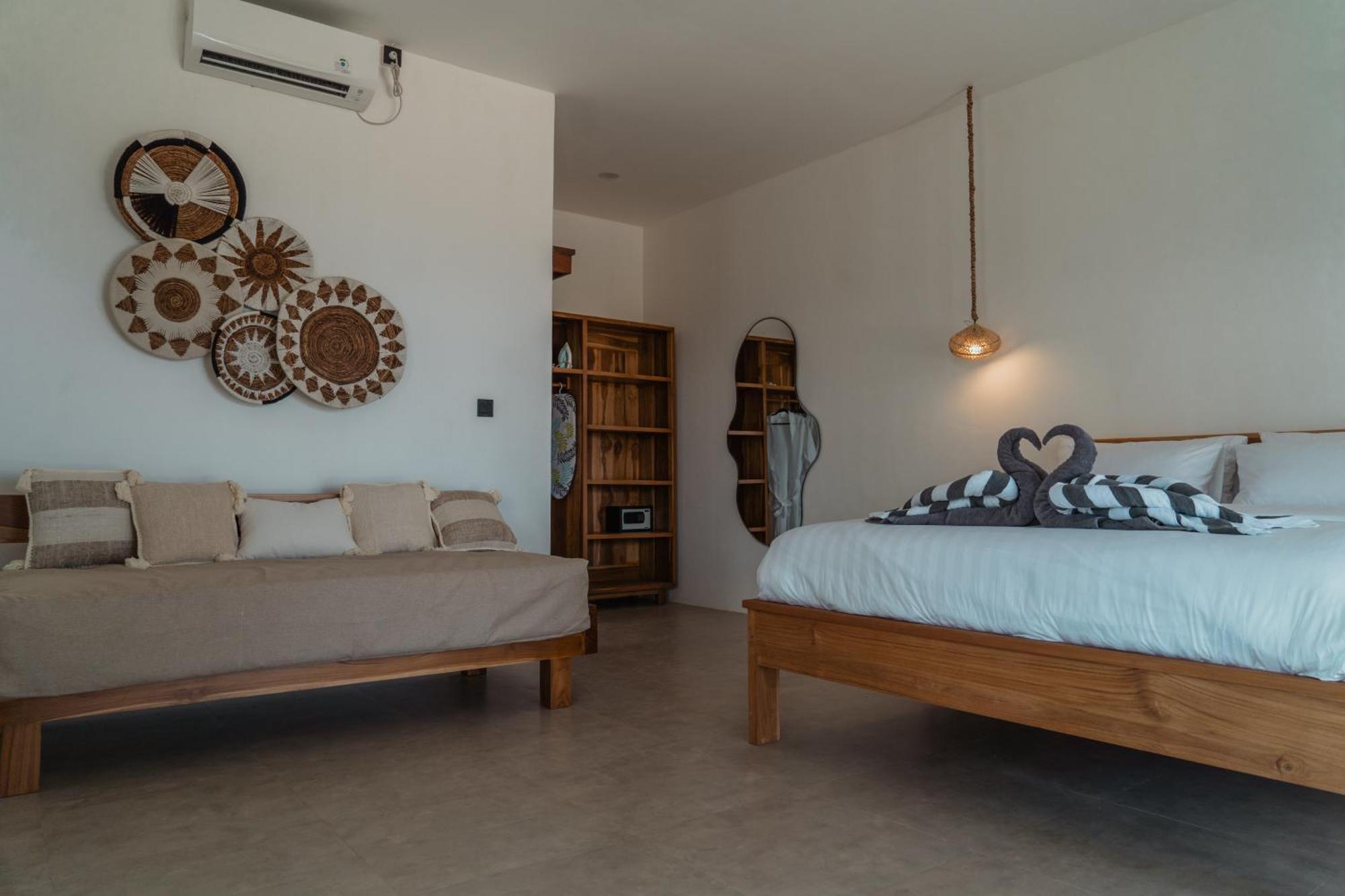 Sunscape Villa - Beachfront And Private Pool Gili Air Exterior foto